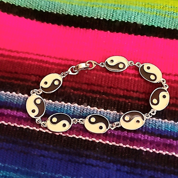 Vintage Yin Yang Sterling Silver bracelet - Picture 1 of 3